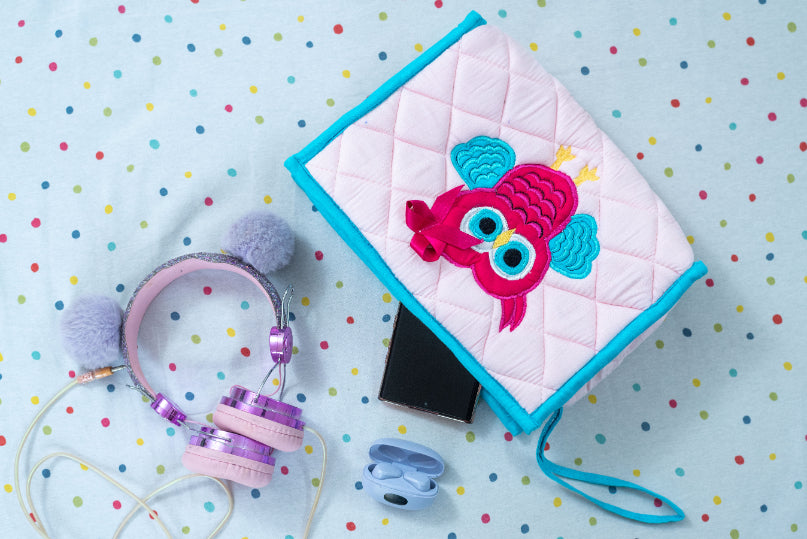 Pink Owl - Toiletry Kit